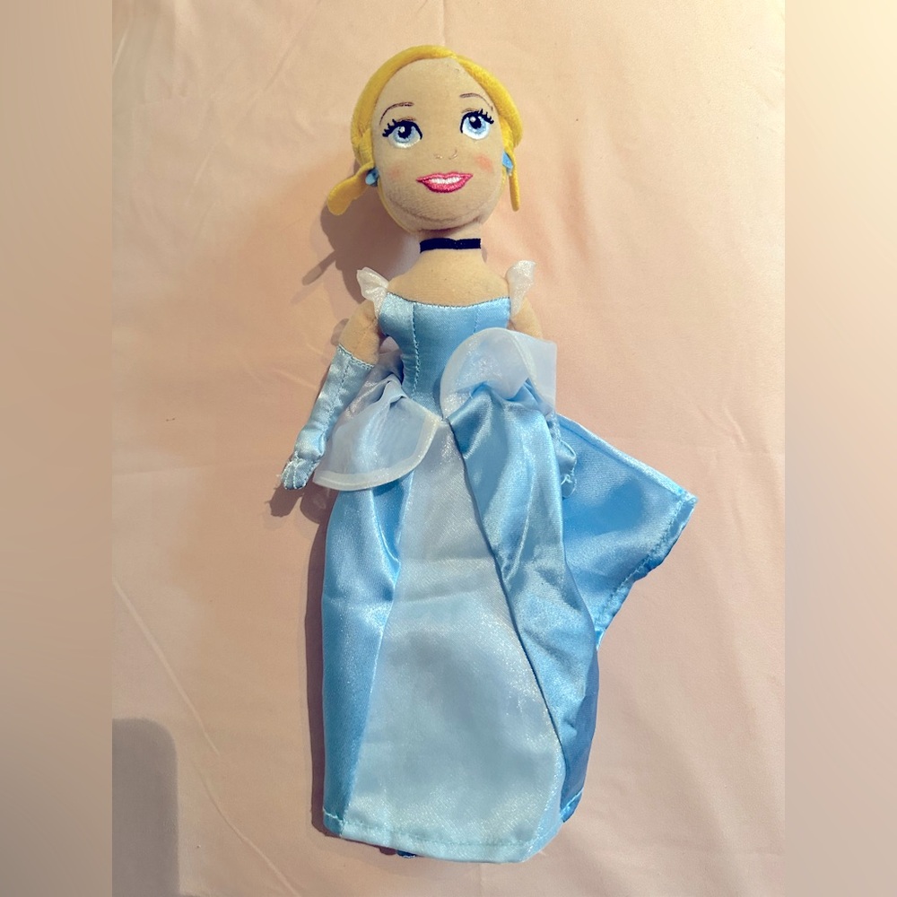 Disney Princess - Cinderella Plush